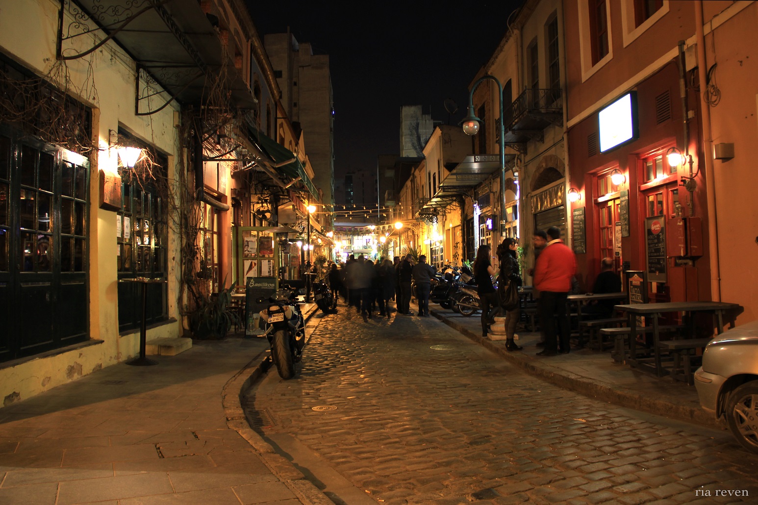 7-1-234-fotografikes-periplaniseis-sti-thessaloniki-©-sotiria-revenisiou.jpg